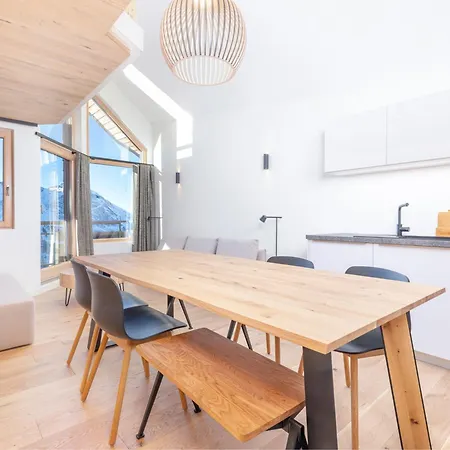 Luxueux Triplex 5 Pieces Avec Mezzanine, Renove, Balcon Et Acces Direct Aux Pistes - Fr-1-314-241 *